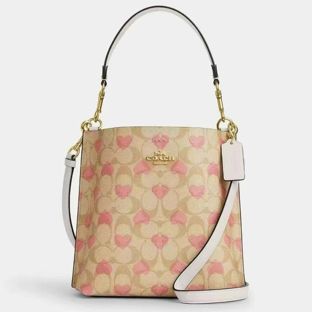 NWT Coach Mollie Bucket Bag 22 In Signature Canvas With Heart Print
